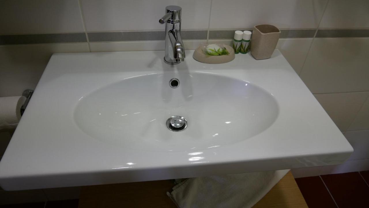 מונודנדרי Vikos Hotel מראה חיצוני תמונה